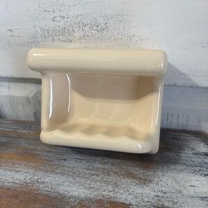 VTG Cream Ceramic Tile-In Wall Mount Bathroom Soap Dish Grab Bar